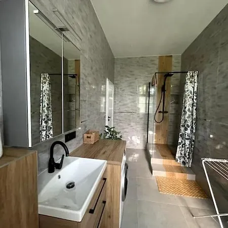 Big Next To Galeria Dominikanska - 4 Апартаменты Вроцлав